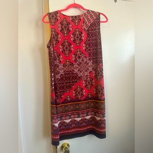 Super cute dress only worn 1 time